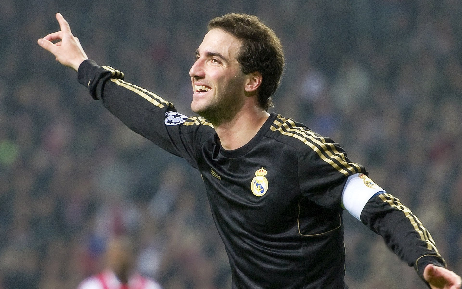 开云体育博彩-德甲积分榜激烈变化，多支豪门争前列，德甲积分2020-2021